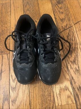 Nike Cleats Kids Black and White